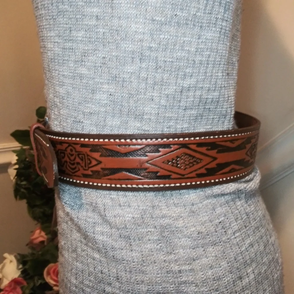 Vintage 70's Unisex Tooled Looking Boho/Western Faux Leather Thunderbird Belt